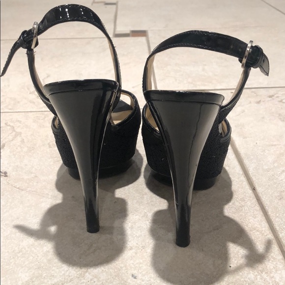 heels - Picture 3 of 3